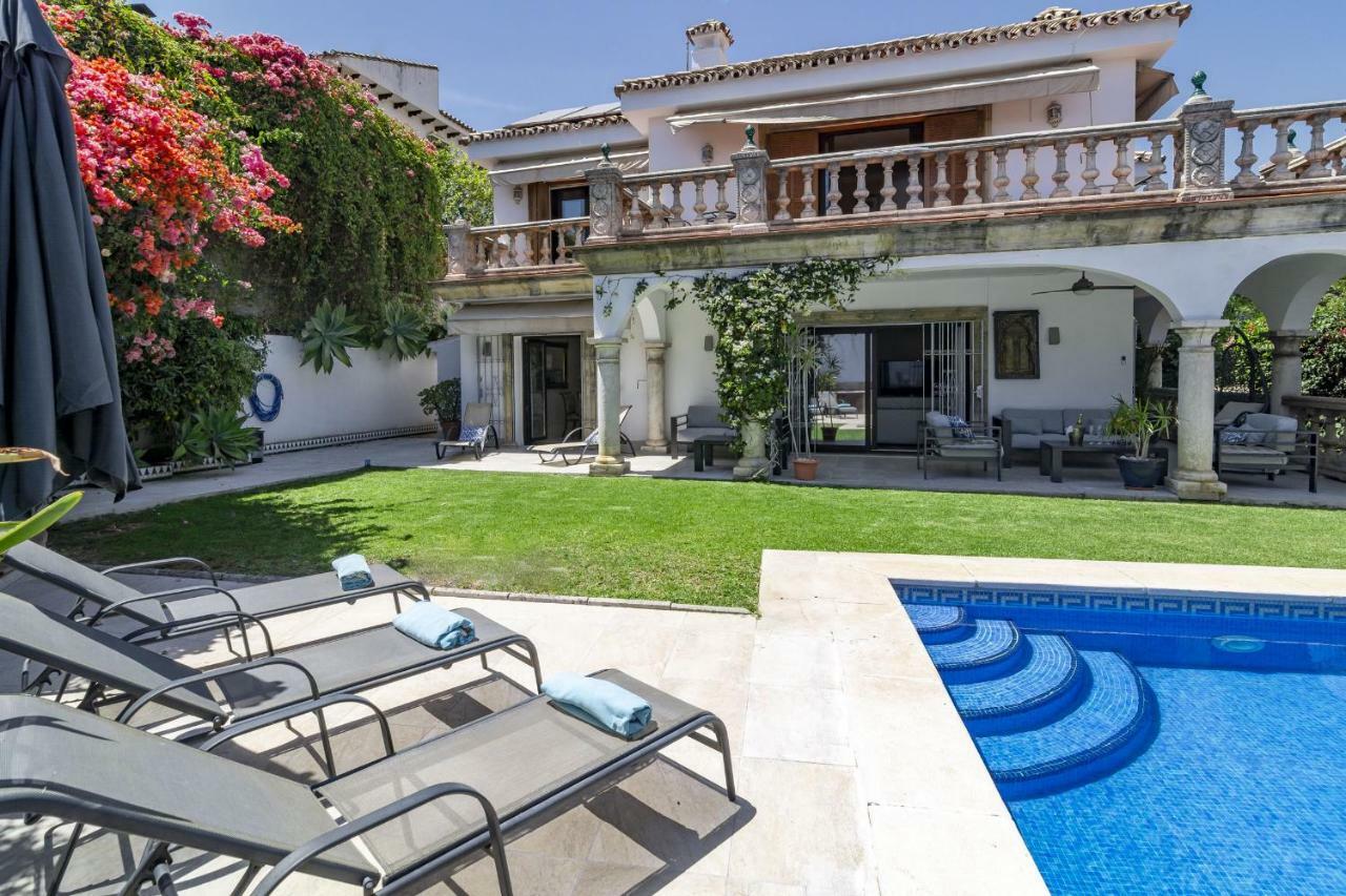 Villa Casakhan, Beautiful Luxury Villa, Marbella Esterno foto
