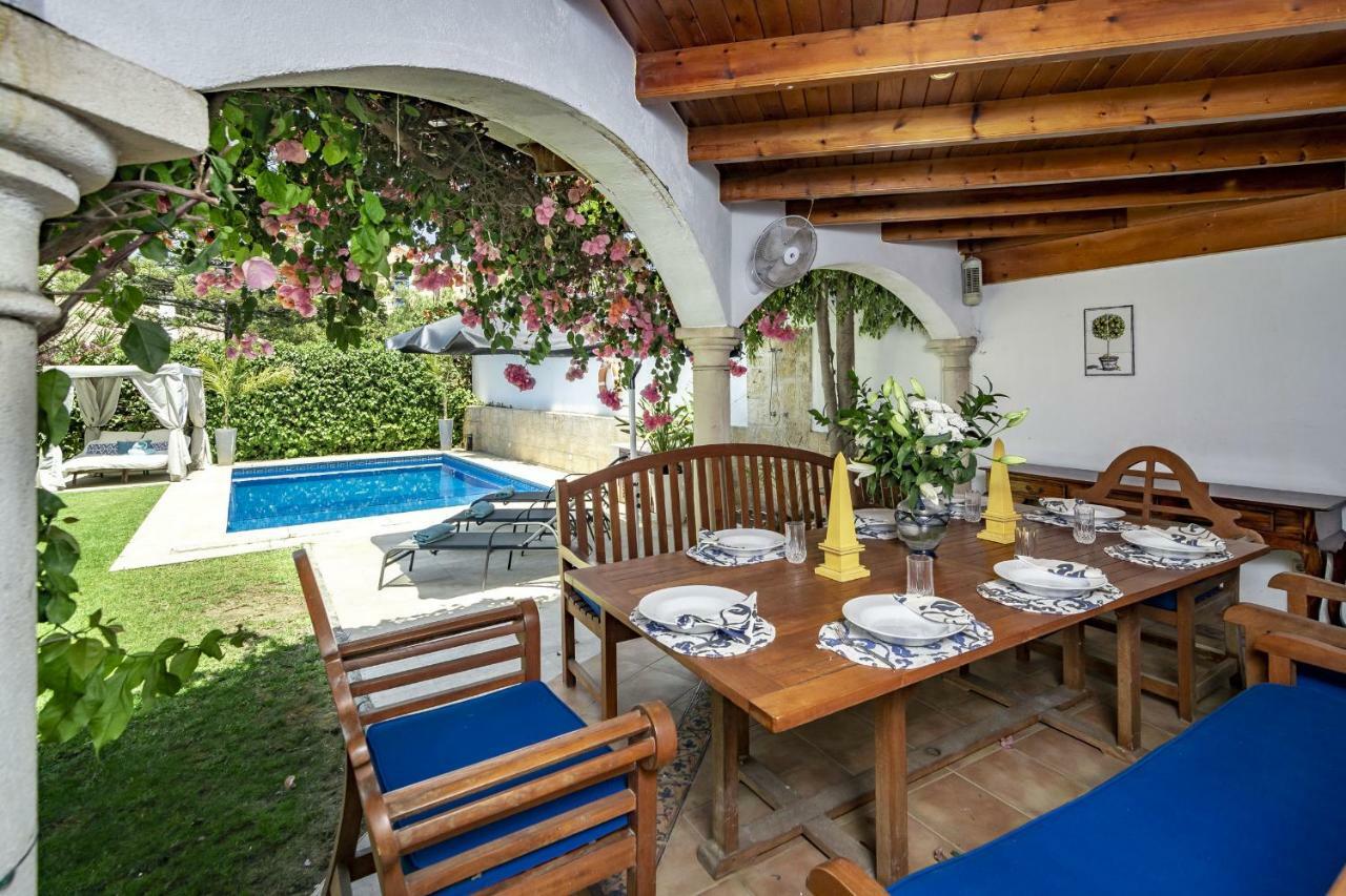 Villa Casakhan, Beautiful Luxury Villa, Marbella Esterno foto