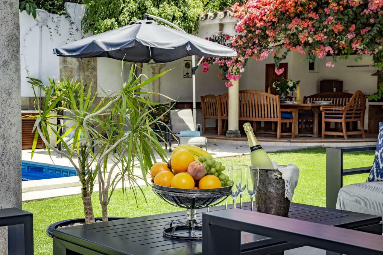 Villa Casakhan, Beautiful Luxury Villa, Marbella Esterno foto